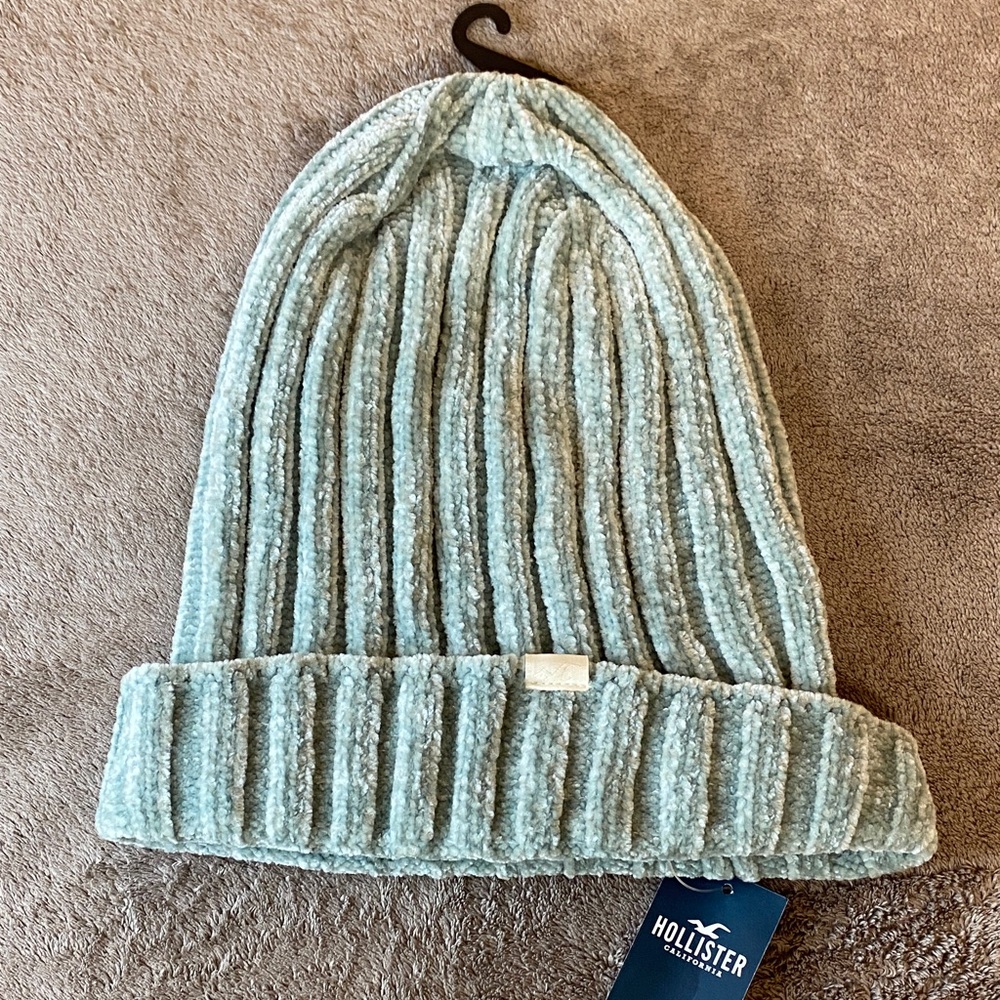 Holister one size mint green hat NWT